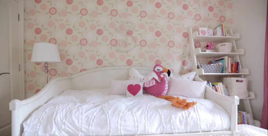 girl bedroom wallpaper